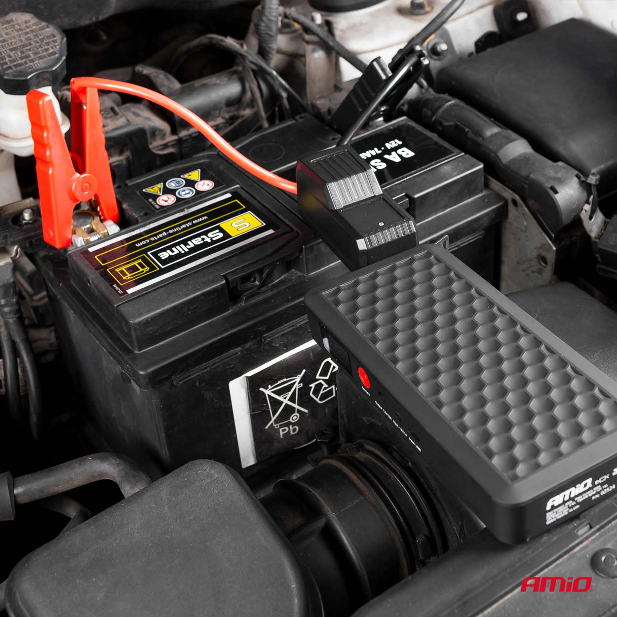 Jumpstarter met laadfunctie voor elektronische apparaten