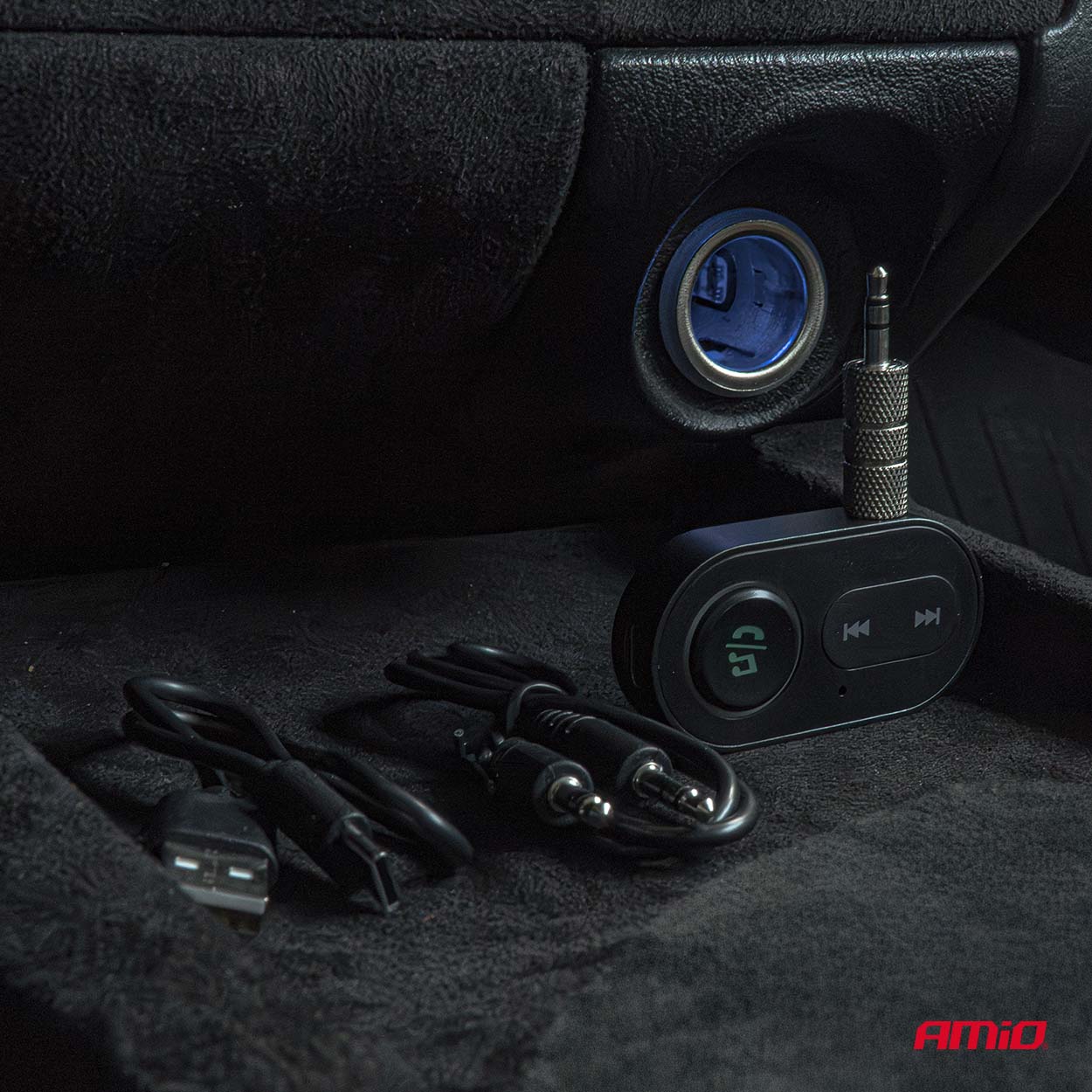 Bluetooth AUX-modtager set fra siden