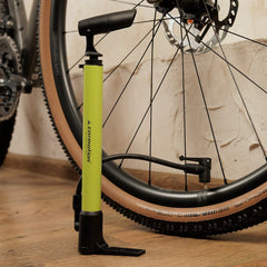 Minipomp met adapters en fietshouder