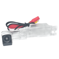 Achteruitrijcamera Opel (kentekenverlichting) met hoge resolutie en waterdicht ontwerp, perfect voor parkeren.