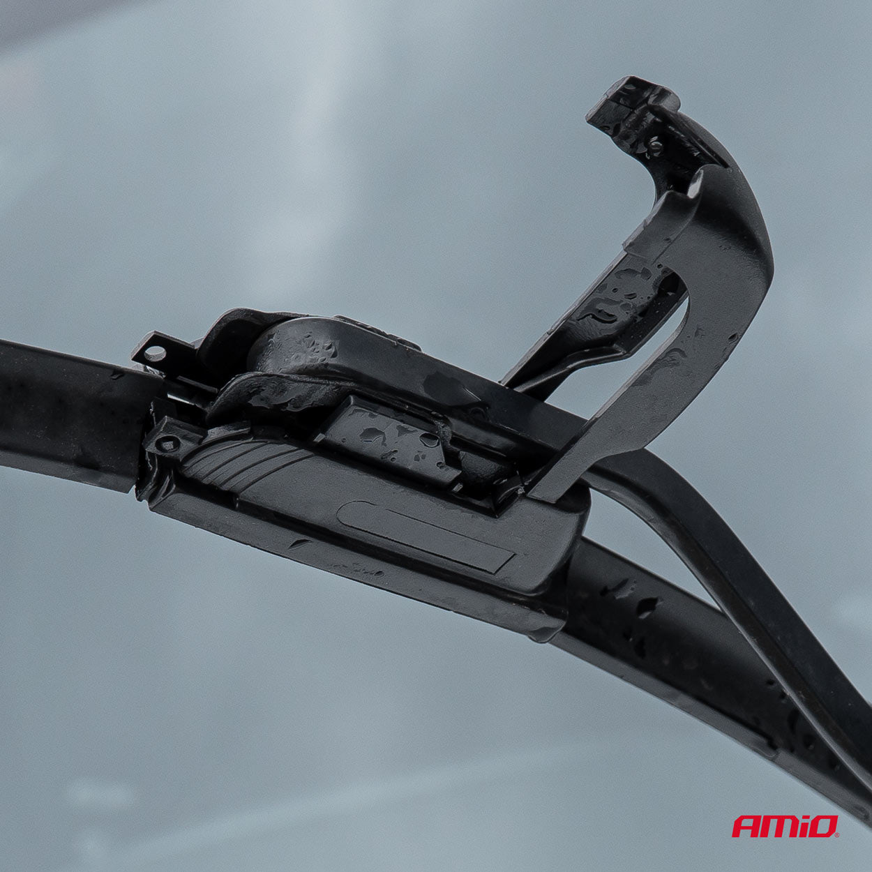 Ruitenwisser met U-vormige bevestiging