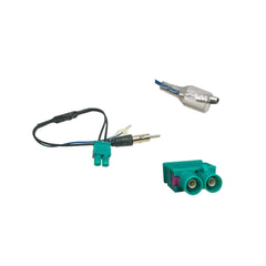 Antenneadapter - VW (dubbele Fakra) met versterker, inclusief stekker en kabels voor radio-installatie.